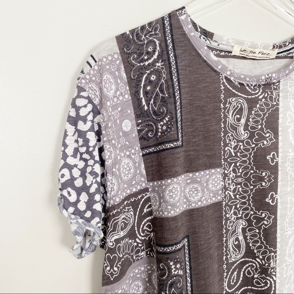 FREE PEOPLE Clarity Graphic Print Tee S Bandana - Picture 3 of 6